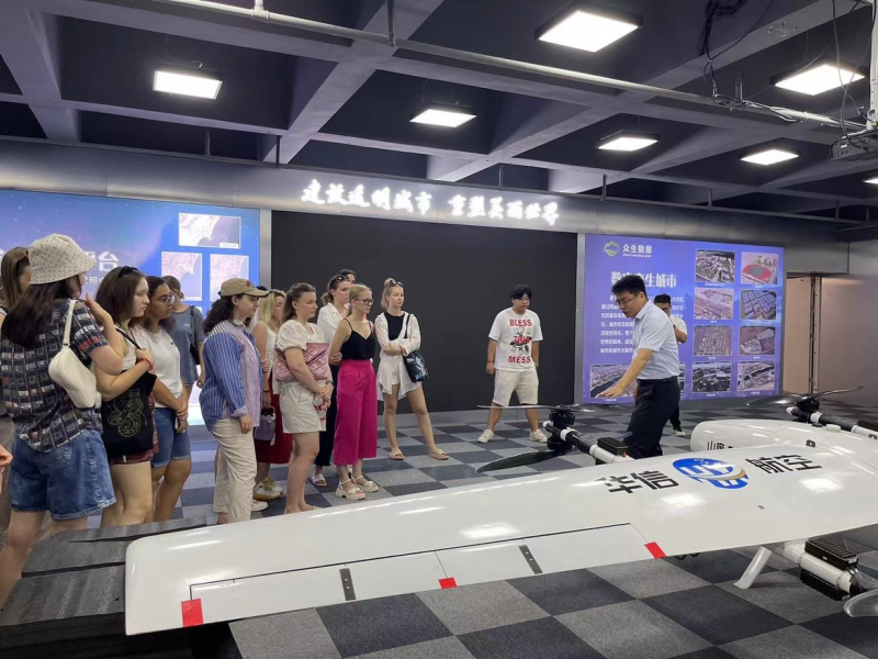 01我校面向俄羅斯高校學生開展無人機技術培訓.png