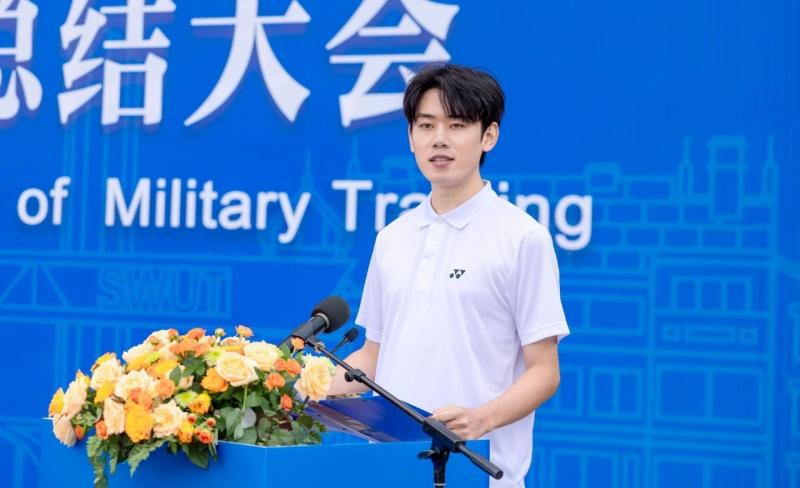 26在校生代表發(fā)言.jpg