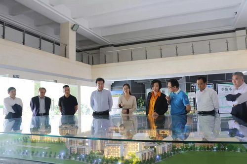 
我院到廣州科技職業技術學院參觀交流民辦職業本科教育發展
