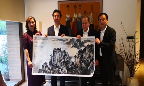 
董事長拜文匯、常務副院長杜琳隨團出訪菲律賓
