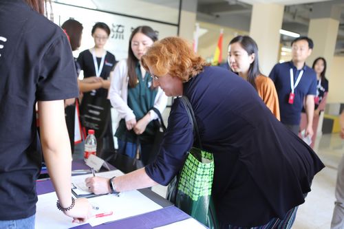 
“海外大學中國行”山外教育展活動圓滿結束
