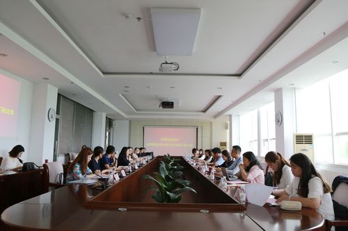 
我校成功舉辦高等職業學校應用韓語專業教學標準制定研討會
