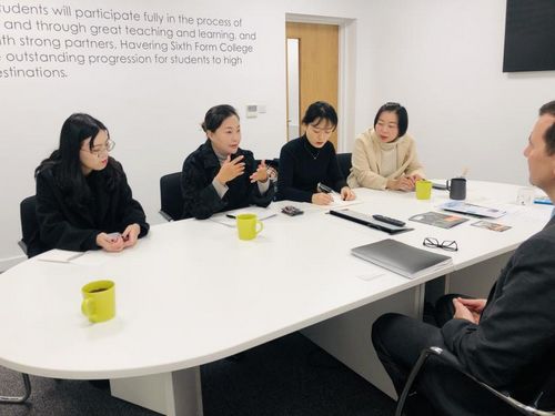 
我校代表團(tuán)出訪英國合作院校
