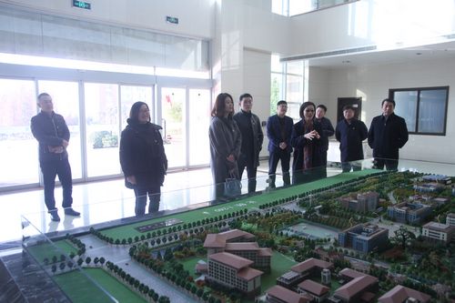 
濟寧醫學院日照校區領導一行來我校考察調研
