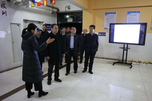 
省委教育工委副書記，省教育廳黨組副書記、副廳長馮繼康來我校調研
